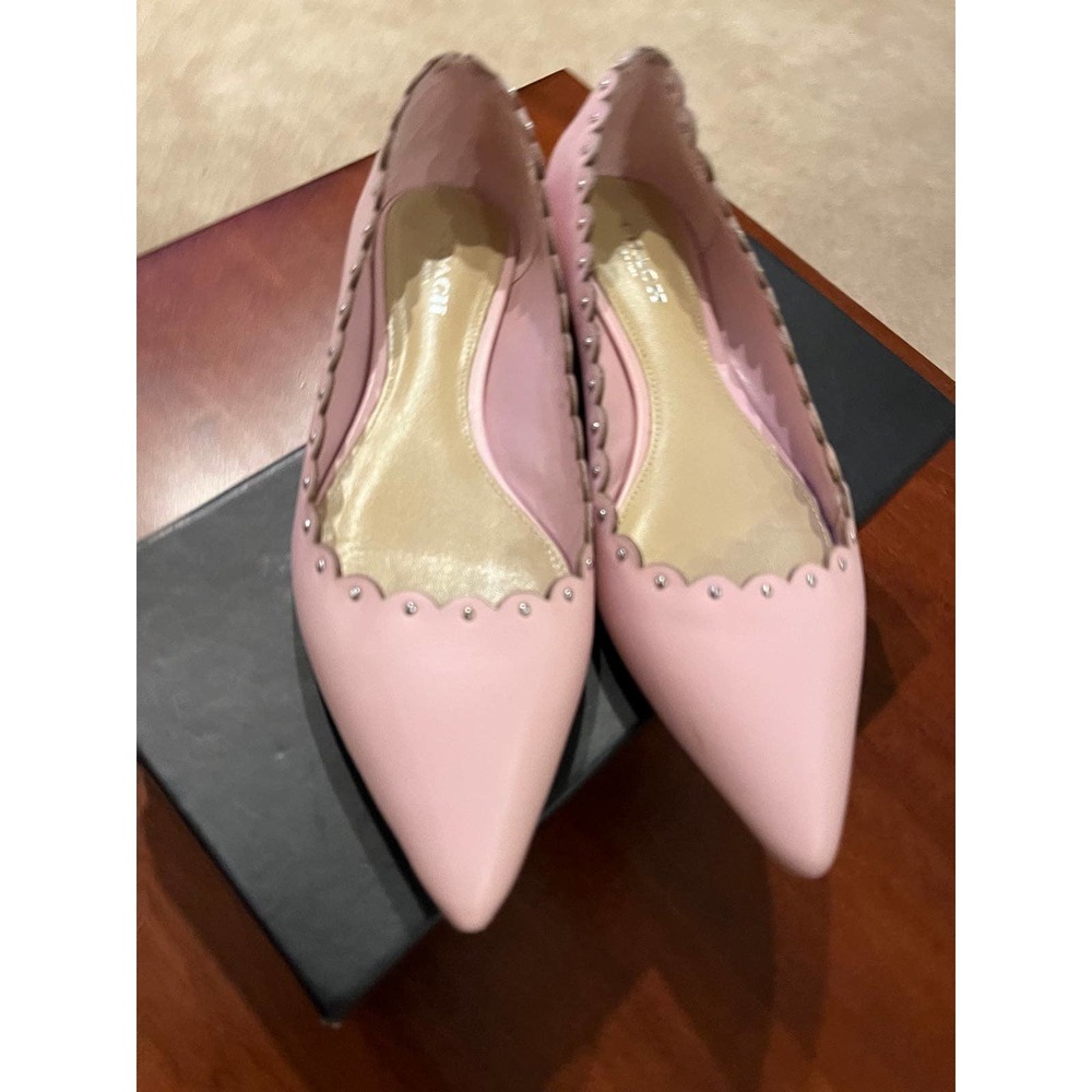 Gorgeous Pink COACH Flats Size 6.5